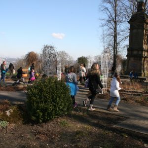 Ostereiersuche der Jusos: die Kinder schwärmen aus!