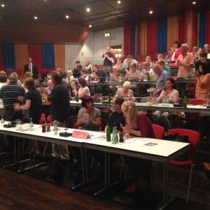 Wahlkreiskonferenz in Radevormwald am 07.09.2016: Applaus für den gewählten Landtagskandidaten