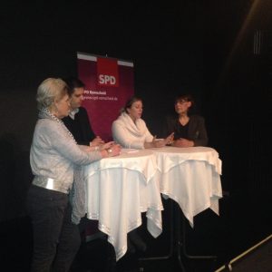 Im Gespräch: Inge Brenning, Nico Falkenberg, Christine Krupp & Ulla Wilberg.