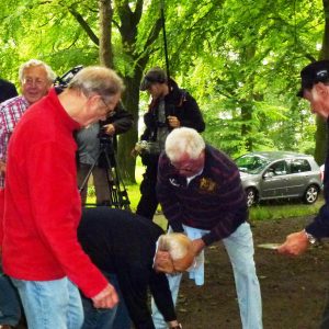 Pöhlsches'schieten vor laufender Kamera