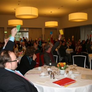 Abstimmung über das Kommunalwahlprogramm bei der Vollversammlung am 22.03.2014